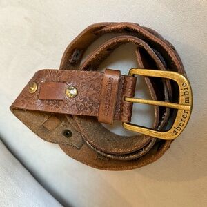 Abercrombie Kids L/XL Embossed Brown Leather Belt